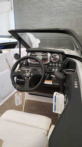 Scarab 215