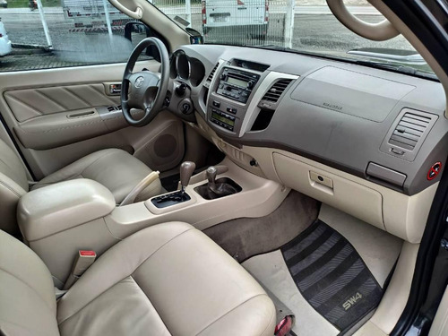 Imagem 7 de 9 de Toyota Hilux Sw4 Srv 4x4