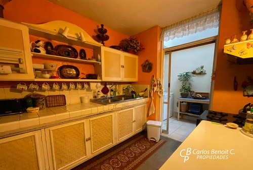 Amplia Vista, Casa Y Terreno 2000 Mt2