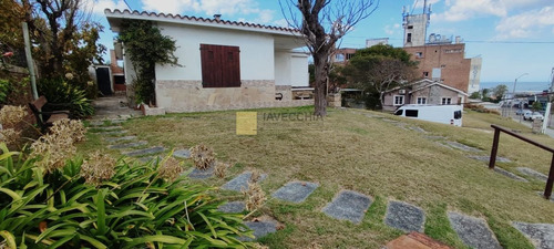 Imagen 6 de 27 de Venta De Casa De 3 Dormitorios En Las Delicias Con Vista Al Mar