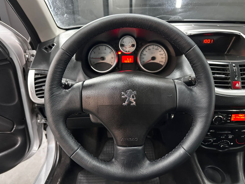 Peugeot 207 COMPACT 1.4 5 P XSALLURE