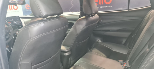 Toyota Yaris 1.3 16V FLEX XL LIVE MULTIDRIVE