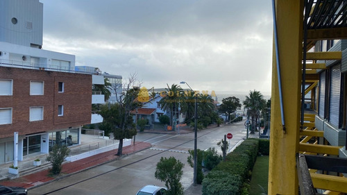 Espectacular Departamento En Peninsula!! Consulte!!!- Ref: 2946
