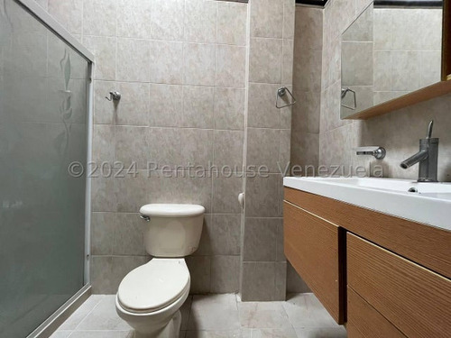 Maritza Lucena Vende Hermosa Y Acogedora Casa Quinta, En Cabudare Con Vigilancia Las 24 Horas, Amplias Habitaciones, Oficina Con Baño, Cocina Equipada, Amplio Patio Para Disfrutar En Familia.