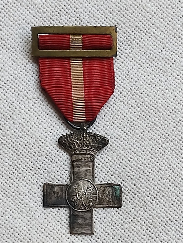 Antigua Medalla Insignia Española 