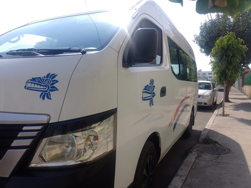Nissan Urvan 2.5 Panel Ventanas Amplia Mt