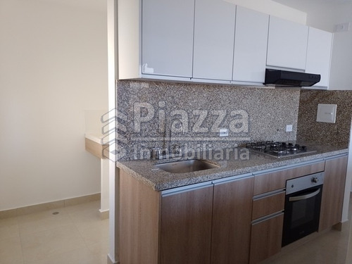 Apartamento En Arriendo Con Parqueadero Cubierto Y Estudio En Conjunto Zarifo En Barranquilla