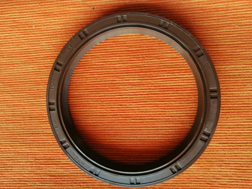 Estopera Cigueñal Trasera Nissan Sentra B13 B14 B15