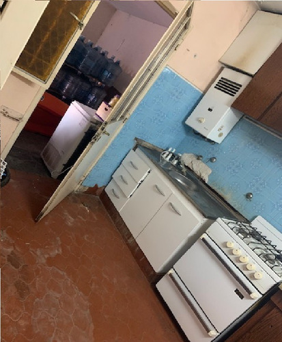 Imagen 11 de 20 de En Venta Casa, Muy Buena Ubicación, A Metros Del Colegio Padre Respuela (junín-bs As)