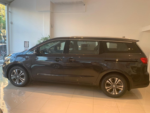 Kia Carnival 2.2 Crdi Premium C/techo Linea Nueva