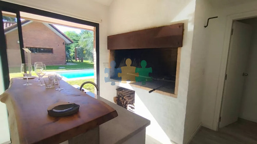 Casa Excelente Para Disfrutar Unas Excelentes Vacaciones En Punta Del Este - Ref : Eqp6950