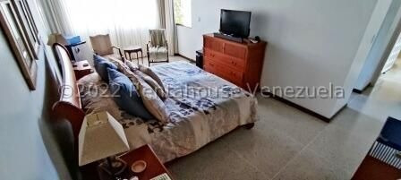 Imagen 15 de 21 de Casa En Venta 22-20489 En Cumbres De Curumo Wp 04120104330