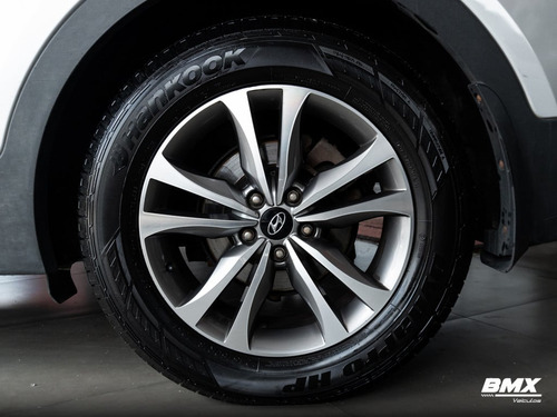 Hyundai Santa Fe 3.3 MPFI 4X4 7 LUGARES V6 270CV GASOLINA 4P AUTOMÁTICO