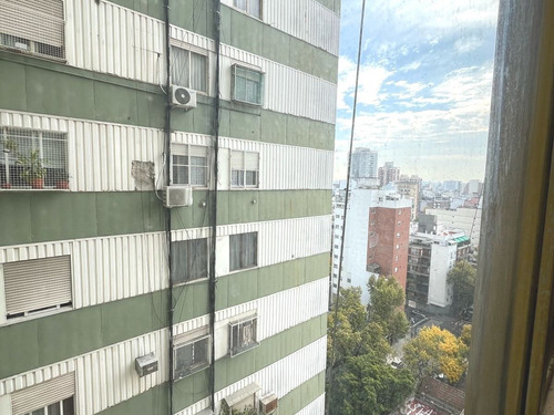 Venta Departamento 2 Ambientes Lateral - Super Luminoso - Piso Alto - Eleodoro Lobos 200 - Caballito
