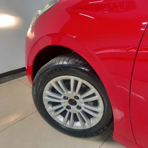 Imagen 9 de 9 de Peugeot 208 Allure Nav 1.5l 5p Mt