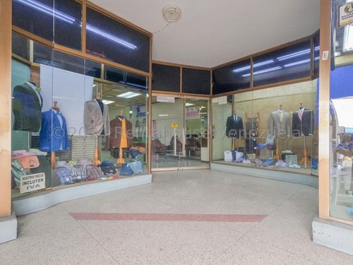 Angela Peraza Alquila Edificio En La Avenida 20 De Barquisimeto 25-18137 App