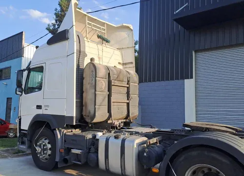 Camión Volcó Fm370 2015