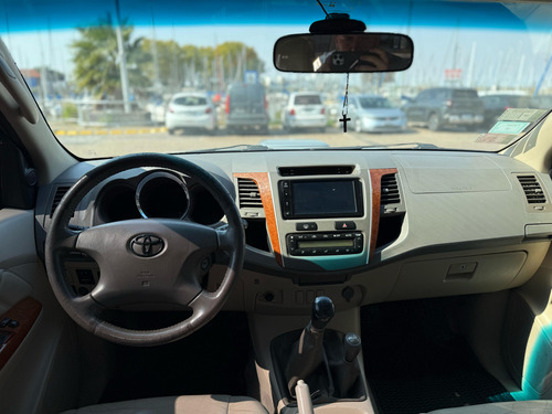 Toyota Hilux SW4 3.0 I Srv C/cuero 4x4 (2009)