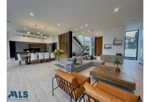 Estrena. ¡imponente Y Perfecta! Piscina, Jacuzzi,...(mls#242405)