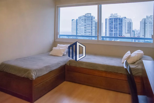 Departamento En Venta De 3 Dormitorios En Torre Nueva York.