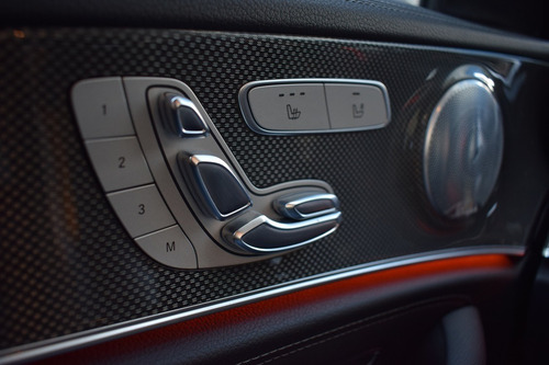 Imagen 13 de 25 de Mercedes Benz E400 4matic 2018 65.000 Kms Autopremium