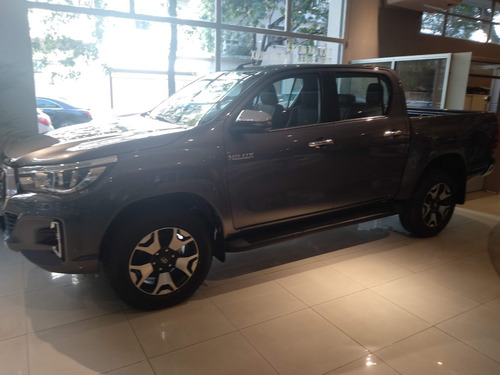 Toyota Hilux 2.8 Cd Srx 177cv 4x4 6mt My21