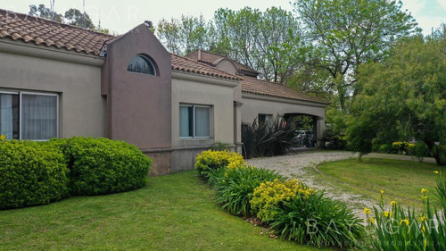 Imagen 8 de 30 de Oportunidad Venta - Importante Casa En Sausalito - Bayugar Negocios Inmobiliarios