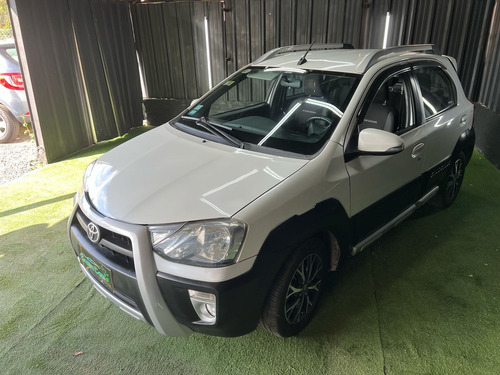 Toyota Etios 1.5 Cross