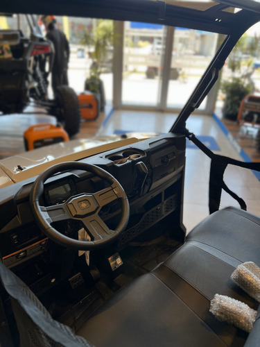 Polaris Ranger Crew 570 4 Plazas 2023 Utv No Canam Defender