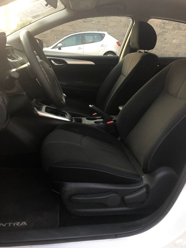 Imagen 12 de 15 de Nissan Sentra 2017 1.8 Sense Mt