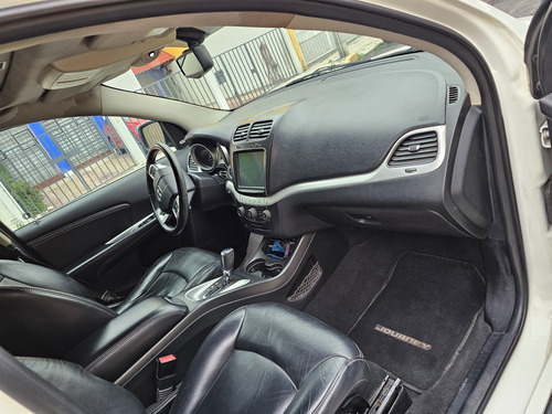 Dodge Journey 2.4 Sxt 7 Pasj At