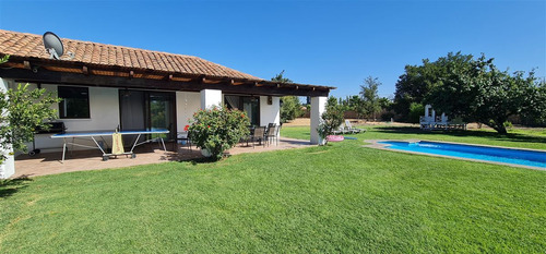 Parcela En Venta De 6 Dorm. En Colina / Lo Pinto