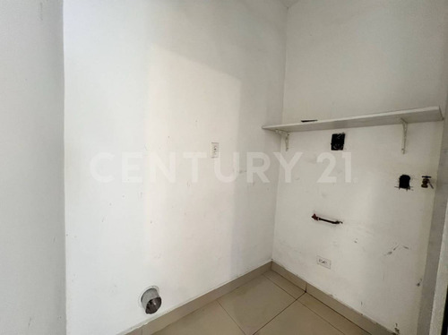 Rar-1404 Renta Departamento 2 Recámaras En Col Buena Vista