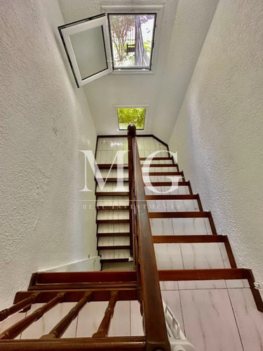 Venta Casa 4 Dormitorios + Dep.servicio, Barbacoa, Piscina Zona Golf