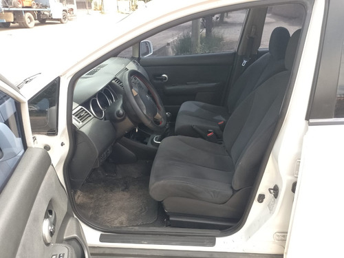 Nissan Tiida 1.8 Visia Plus