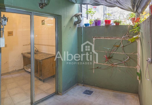 Imagen 12 de 17 de Venta Dúplex De 3 Ambientes Al Frente Morón Sur.