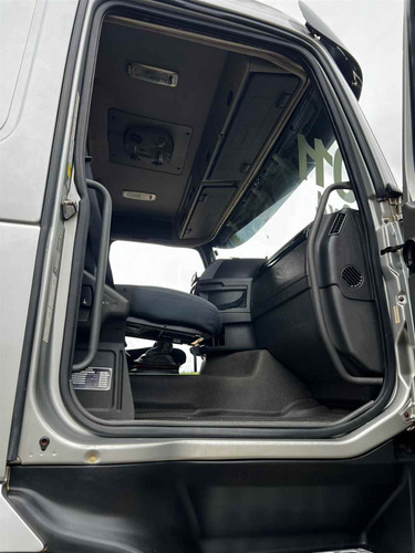 Caminhao Volvo Fh 520