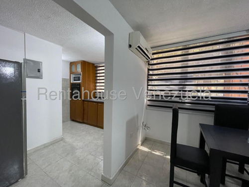 Excelente Apartamento En Alquiler En Urbanización Privada Narayola La Morita Amoblado Piso Bajo Listo Para Mudarse Nela 25-17684