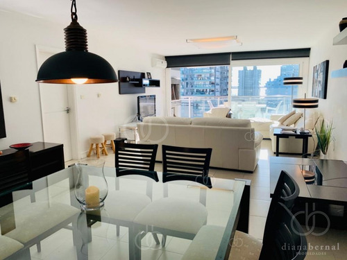 Imagen 4 de 17 de Apartamento De 3 Dormitorios Y Parrillero Propio En Punta Del Este- Ref: 54496