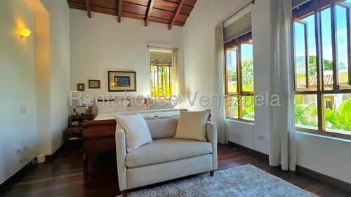 Ls Vende Casa La Floresta