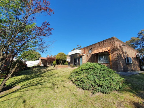 Invierta Multiples Usos. Vivienda. 920 Terreno 186 Const.