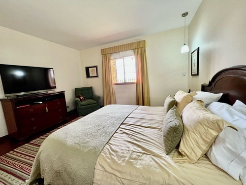 Imagen 26 de 30 de Se Vende Casa 540m2 4h+s+anexo/7b/8p Tusmare