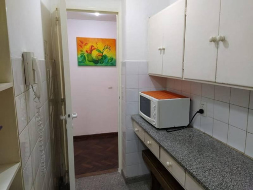Imagen 8 de 18 de Venta- Departamento 2 Dormitorios, Excelente Zona Centro