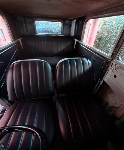 Ford A 1930 ¡pintura Y Tapizados Nuevos!