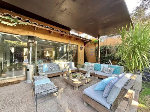 Rebajada! Linda Casa Con Buen Jardín/carlos Sabat/espoz