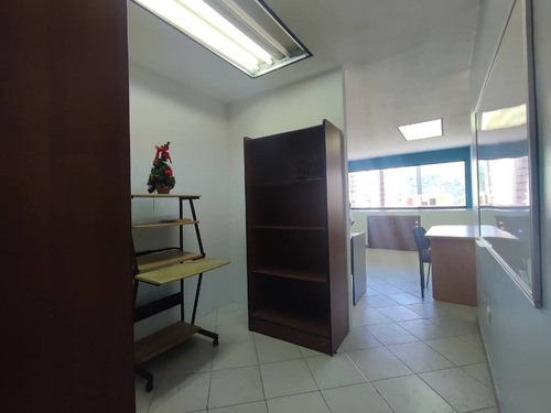 Imagen 4 de 6 de Camila Espinosa Alquila Oficina En Urb. El Parral Ccp El Parral, -valencia Carabobo