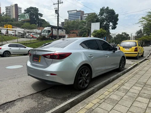 Mazda 3 2.0 Grand Touring Lx At