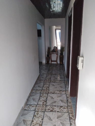 Imagen 6 de 14 de Vendo Casa En Ñemby Zona Capilla Del Monte