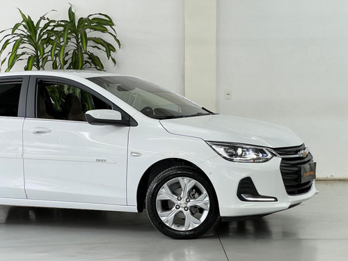 Chevrolet Onix Plus 1.0t Premier 2