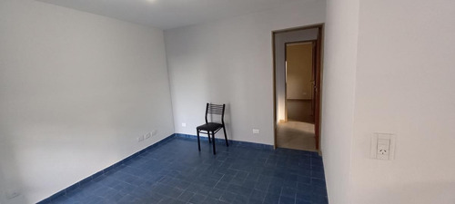 Imagen 6 de 15 de Hermosa Casa Ph 2 Dormitorios Con Gran Parque - Ezpeleta